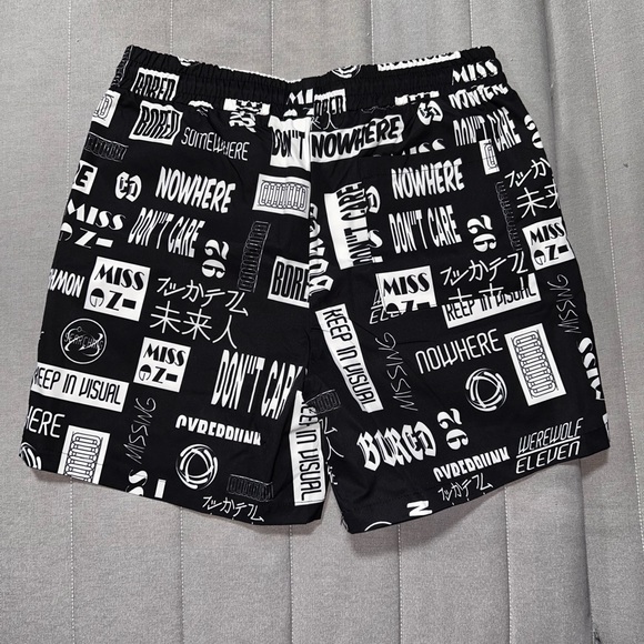 Cool paire de short neuve de marque shein - Picture 2 of 3